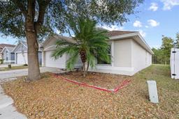Picture of 536 Cheshire Way, Davenport, FL 33897