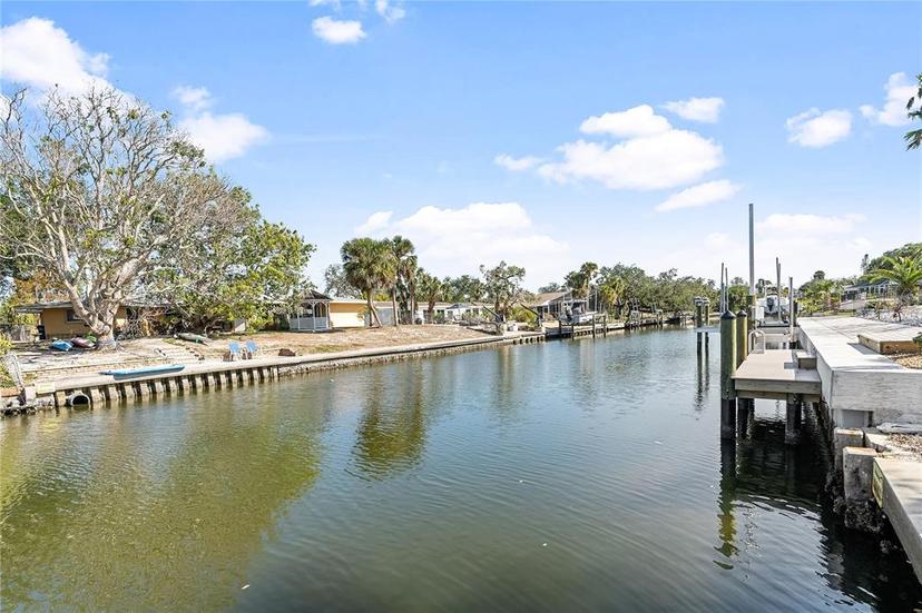 Picture of 951 Contento St., Siesta Key FL 34242