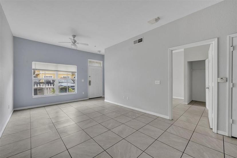 Picture of 4004 Santa Maria Drive Unit 105, Kissimmee FL 34741