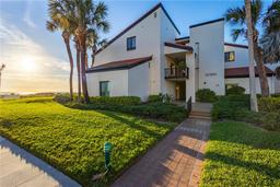 Picture of 2089 Gulf Of Mexico Drive Unit G1-205, Longboat Key, FL 34228