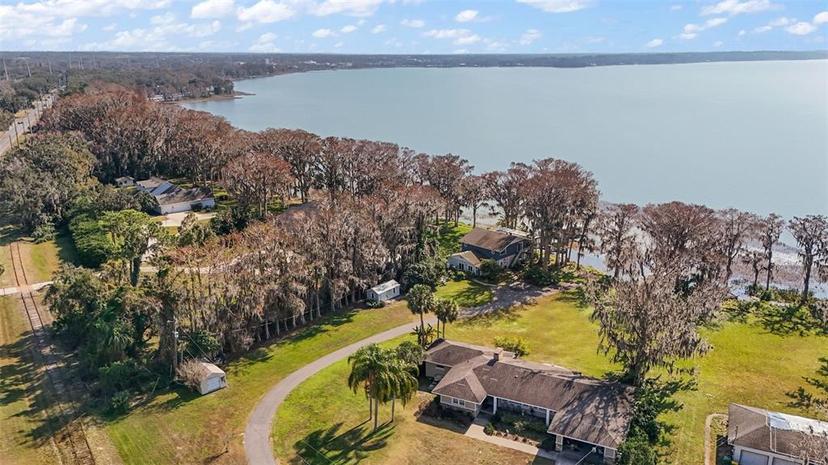 Picture of 1702 N County Road 452, Eustis FL 32726