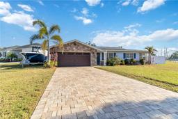 Picture of 6001 Firefly Lane, Apollo Beach, FL 33572