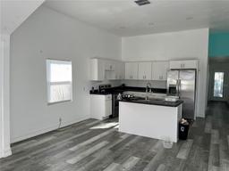 Picture of 3110 N Massachusetts Avenue, Tampa, FL 33603