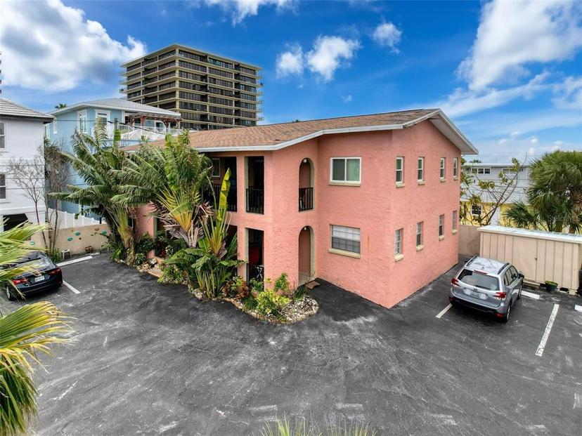 Picture of 7710 Bayshore Drive Unit 4, Treasure Island FL 33706