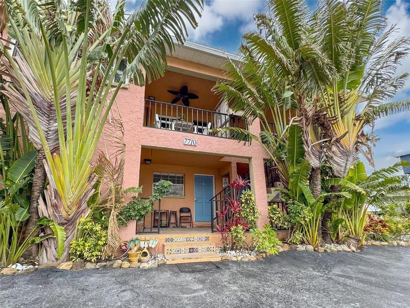 Picture of 7710 Bayshore Drive Unit 4, Treasure Island FL 33706
