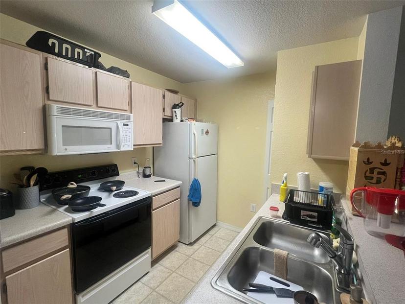 Picture of 5463 Vineland Rd # 5205, Orlando FL 32811