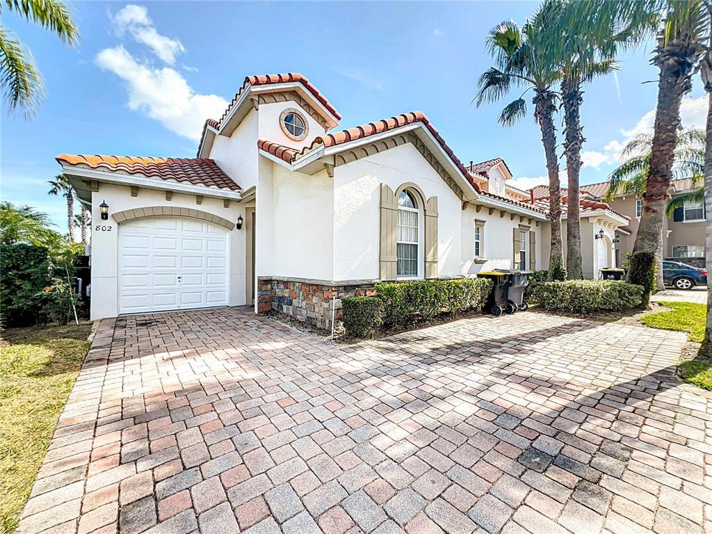 Picture of 802 Brunello Drive, Davenport, FL 33897