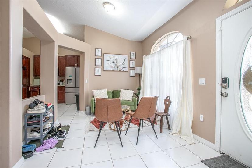 Picture of 893 S Dean Circle, Deltona FL 32738