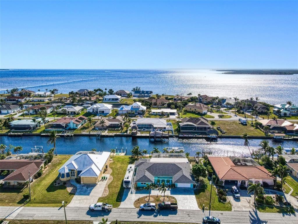 Picture of 121 Sinclair Street Se, Port Charlotte, FL 33952