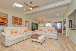 Picture of 12478 93Rd Way, Largo, FL 33773