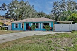 Picture of 27622 Lois Drive, Tavares, FL 32778