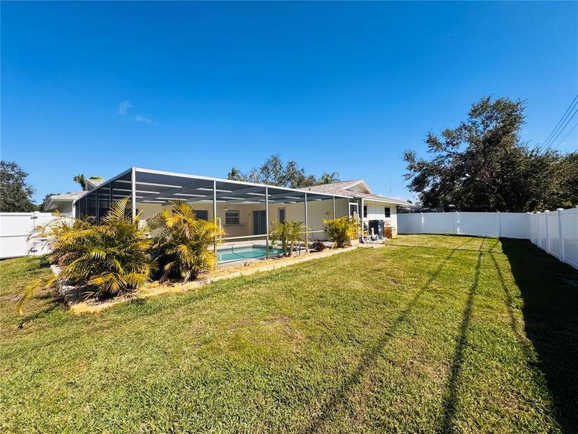 Picture of 13290 75Th Avenue, Seminole FL 33776