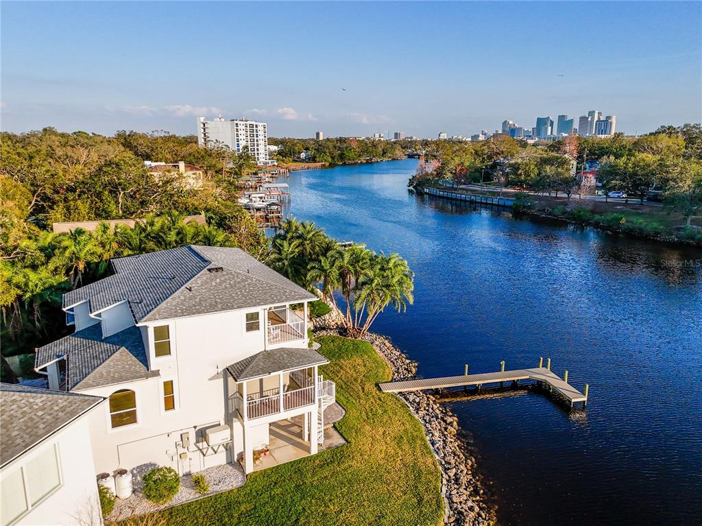 Picture of 2902 N Shoreview Place, Tampa, FL 33602