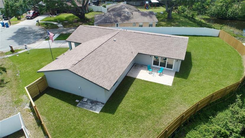 Picture of 7281 Channelside Lane N, Pinellas Park FL 33781