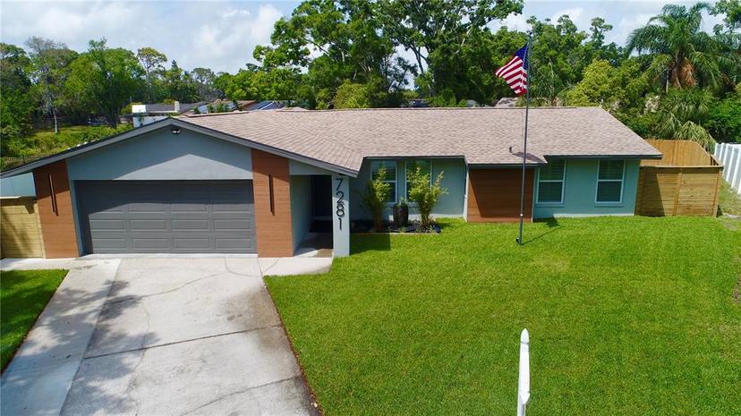 Picture of 7281 Channelside Lane N, Pinellas Park FL 33781