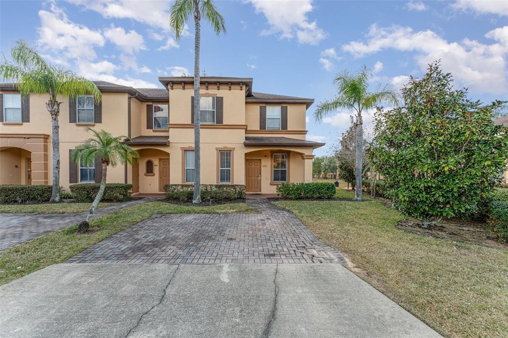 Picture of 2153 Calabria Avenue, Davenport, FL 33897