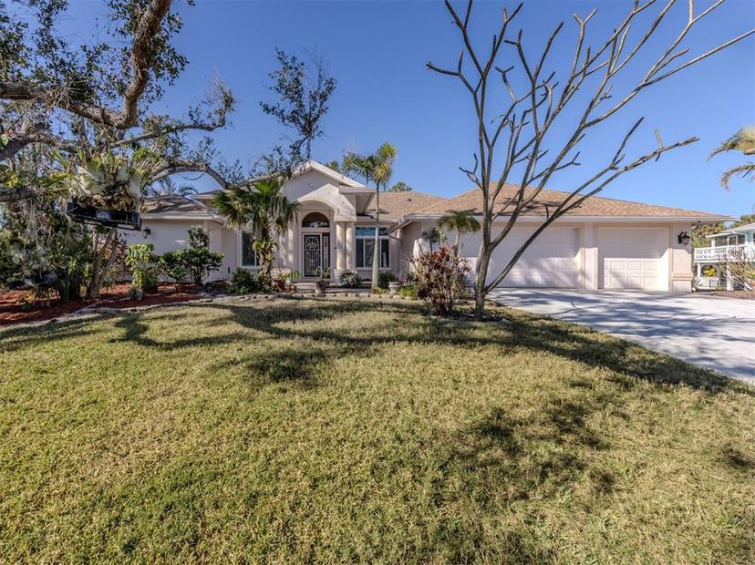 Picture of 1093 Laurel Woods Drive, Nokomis FL 34275