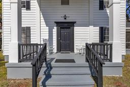 Picture of 330 NE 1St Avenue, Williston, FL 32696