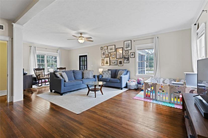 Picture of 330 NE 1St Avenue, Williston FL 32696