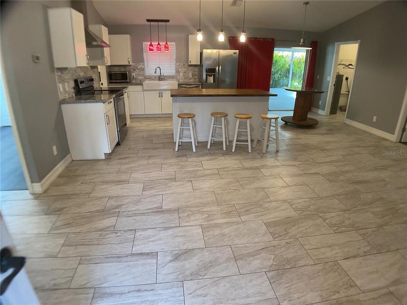 Picture of 812 W Hickory Street, Arcadia FL 34266