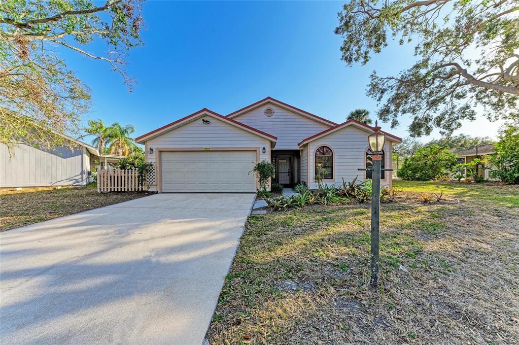 Picture of 4920 82Nd Place E, Sarasota, FL 34243
