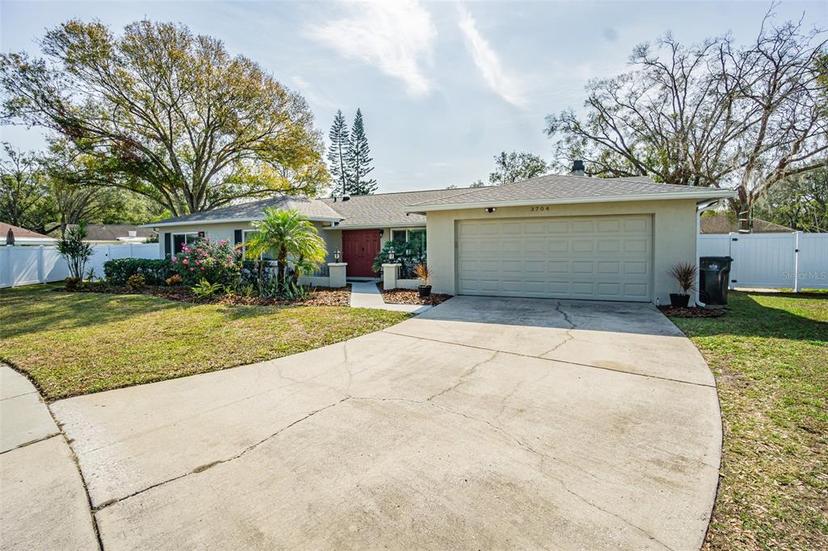 Picture of 3704 Thornwood Place, Tampa FL 33618