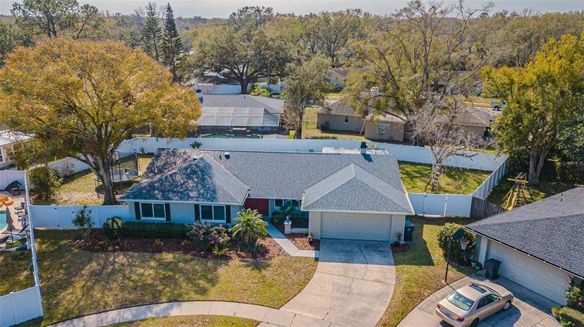 Picture of 3704 Thornwood Place, Tampa FL 33618