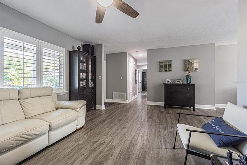 Picture of 3704 Thornwood Place, Tampa FL 33618