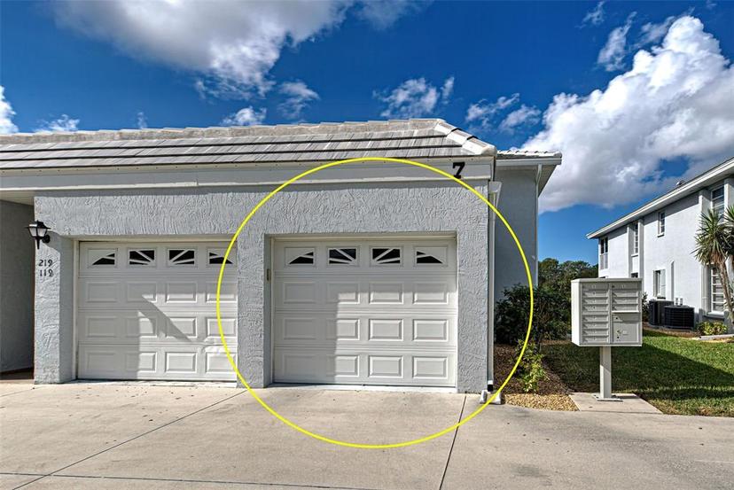 Picture of 1041 Capri Isles Boulevard Unit 119, Venice FL 34292