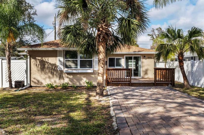 Picture of 445 88Th Avenue N, St Petersburg FL 33702