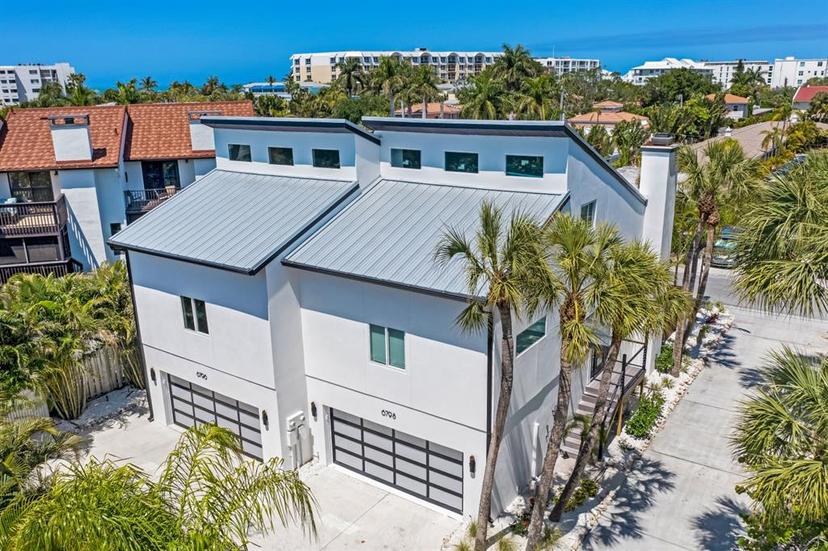 Picture of 6798 Sarasea Circle Unit 4, Sarasota FL 34242