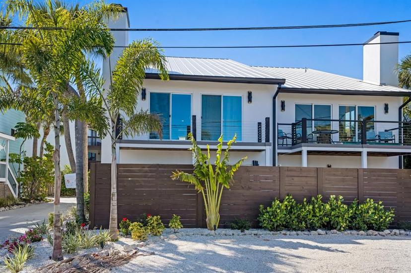 Picture of 6798 Sarasea Circle Unit 4, Sarasota FL 34242