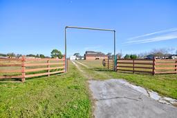 Picture of 112 Park Land Drive, Lake Placid, FL 33852