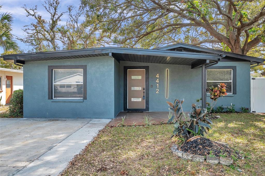 Picture of 4412 W Pearl Avenue, Tampa, FL 33611