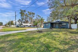 Picture of 4412 W Pearl Avenue, Tampa, FL 33611