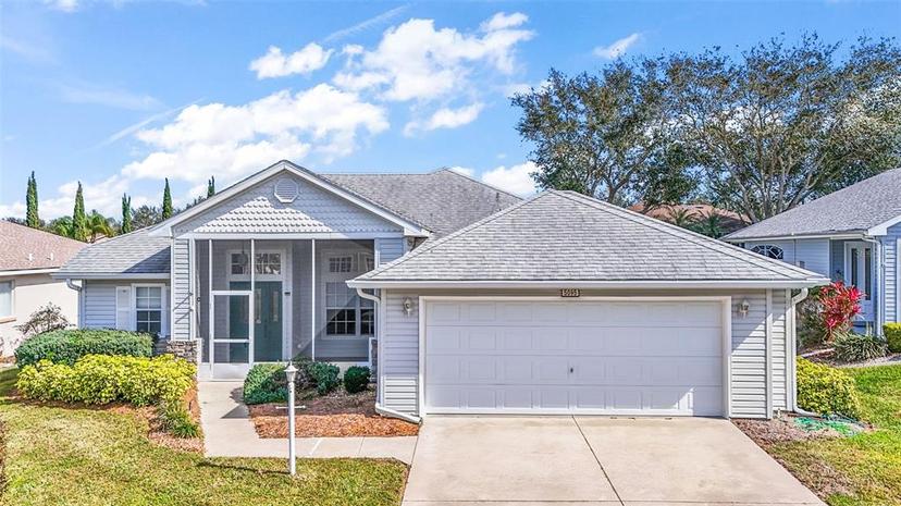 Picture of 5095 China Sea Drive, Tavares FL 32778
