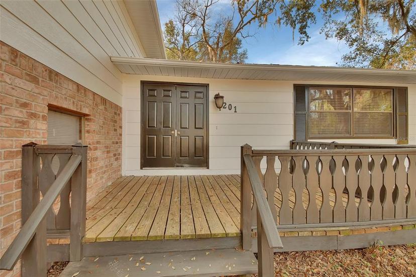 Picture of 201 Chapman Street, Crescent City FL 32112