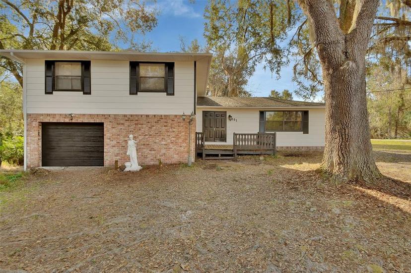 Picture of 201 Chapman Street, Crescent City FL 32112