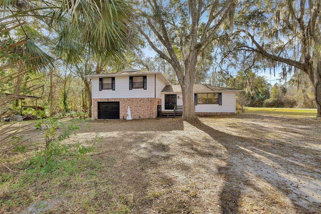 Picture of 201 Chapman Street, Crescent City, FL 32112