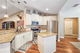 Picture of 6830 Krenson Oaks Circle, Lakeland, FL 33810