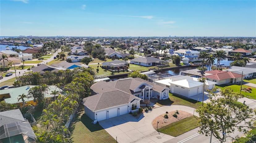 Picture of 2124 Cornwallis Parkway, Cape Coral FL 33904