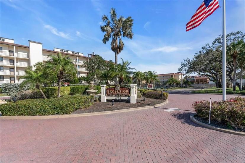 Picture of 6263 Midnight Pass Road Unit 105, Sarasota FL 34242