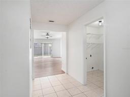 Picture of 1009 Hardwood Drive, Valrico, FL 33596