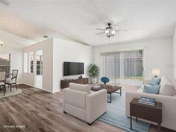 Picture of 1009 Hardwood Drive, Valrico, FL 33596