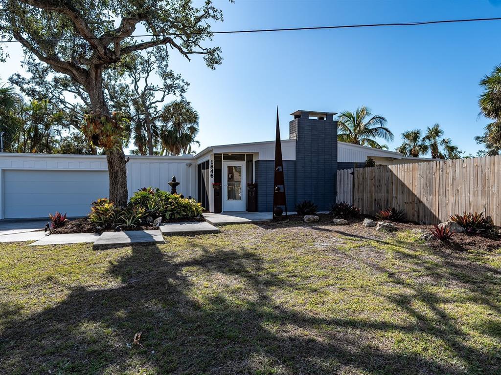Picture of 1846 Sandalwood Drive, Sarasota, FL 34231