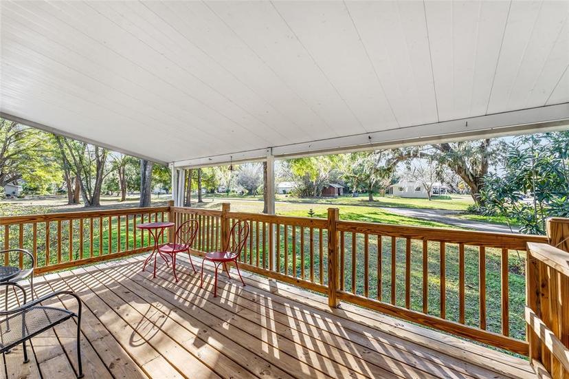 Picture of 115 S Washington Avenue, Center Hill FL 33514