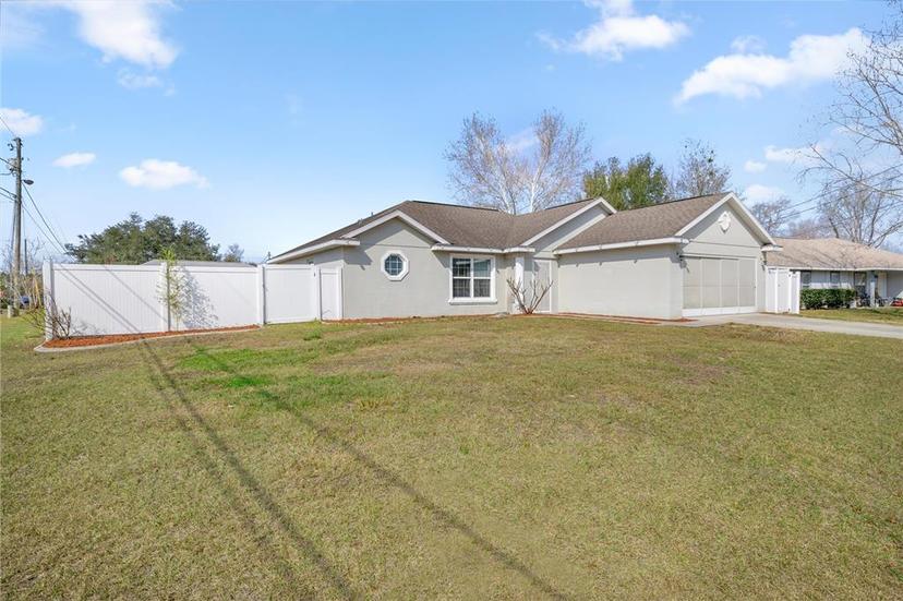 Picture of 2 Hemlock Terrace Trail, Ocala FL 34472
