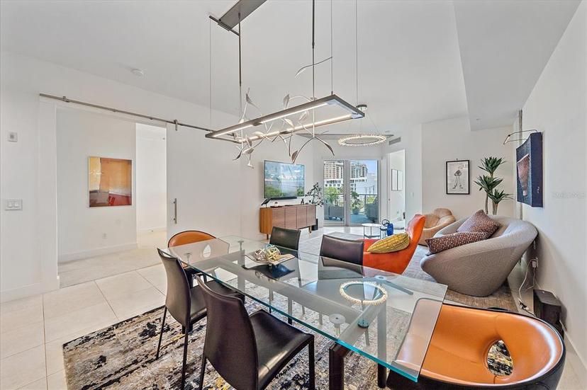 Picture of 332 Cocoanut Avenue Unit 406, Sarasota FL 34236