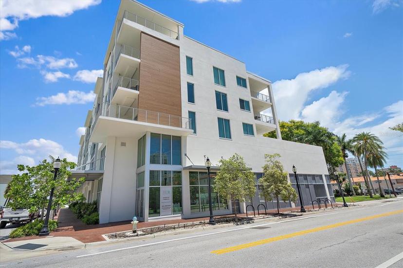 Picture of 332 Cocoanut Avenue Unit 406, Sarasota FL 34236