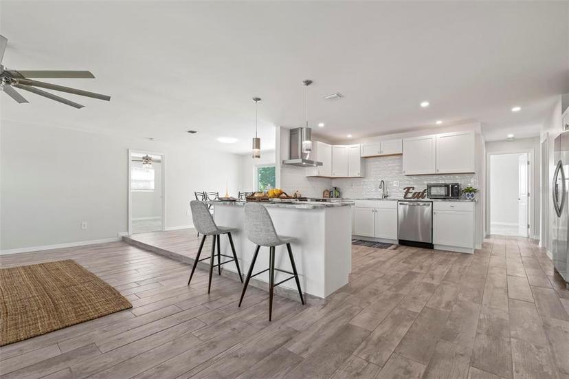 Picture of 84 Caddy Road, Rotonda West FL 33947